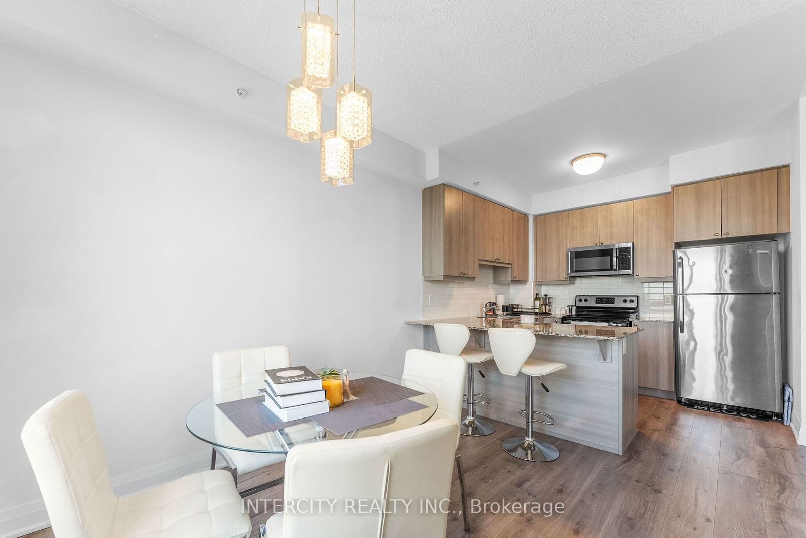 12 Woodstream Blvd, unit 920 for sale - image #8