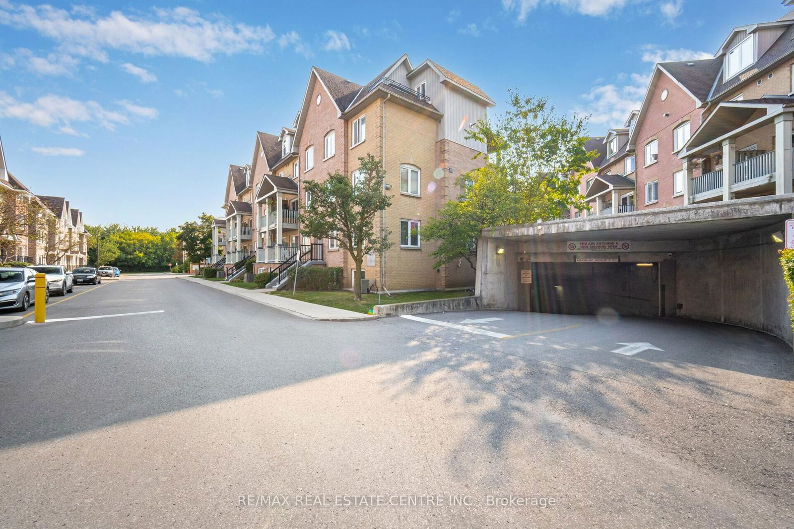 Wyldewyn Village Townhomes, Richmond Hill, Toronto