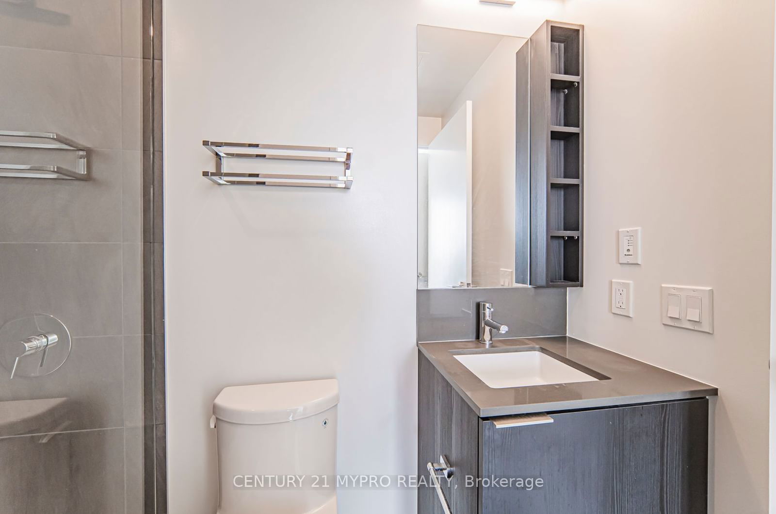 7890 Jane St, unit 2212 for sale - image #26