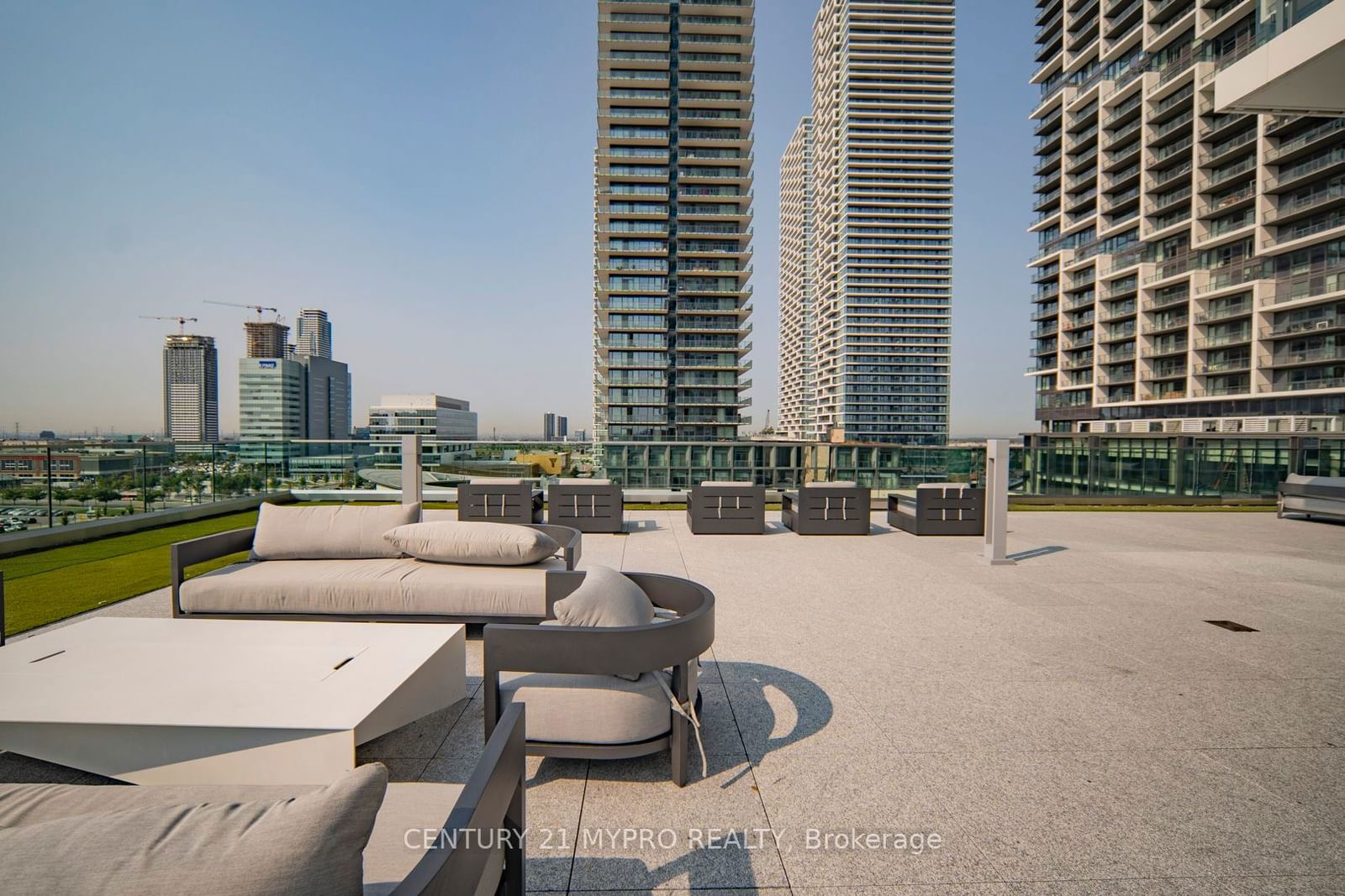 7890 Jane St, unit 2212 for sale - image #39