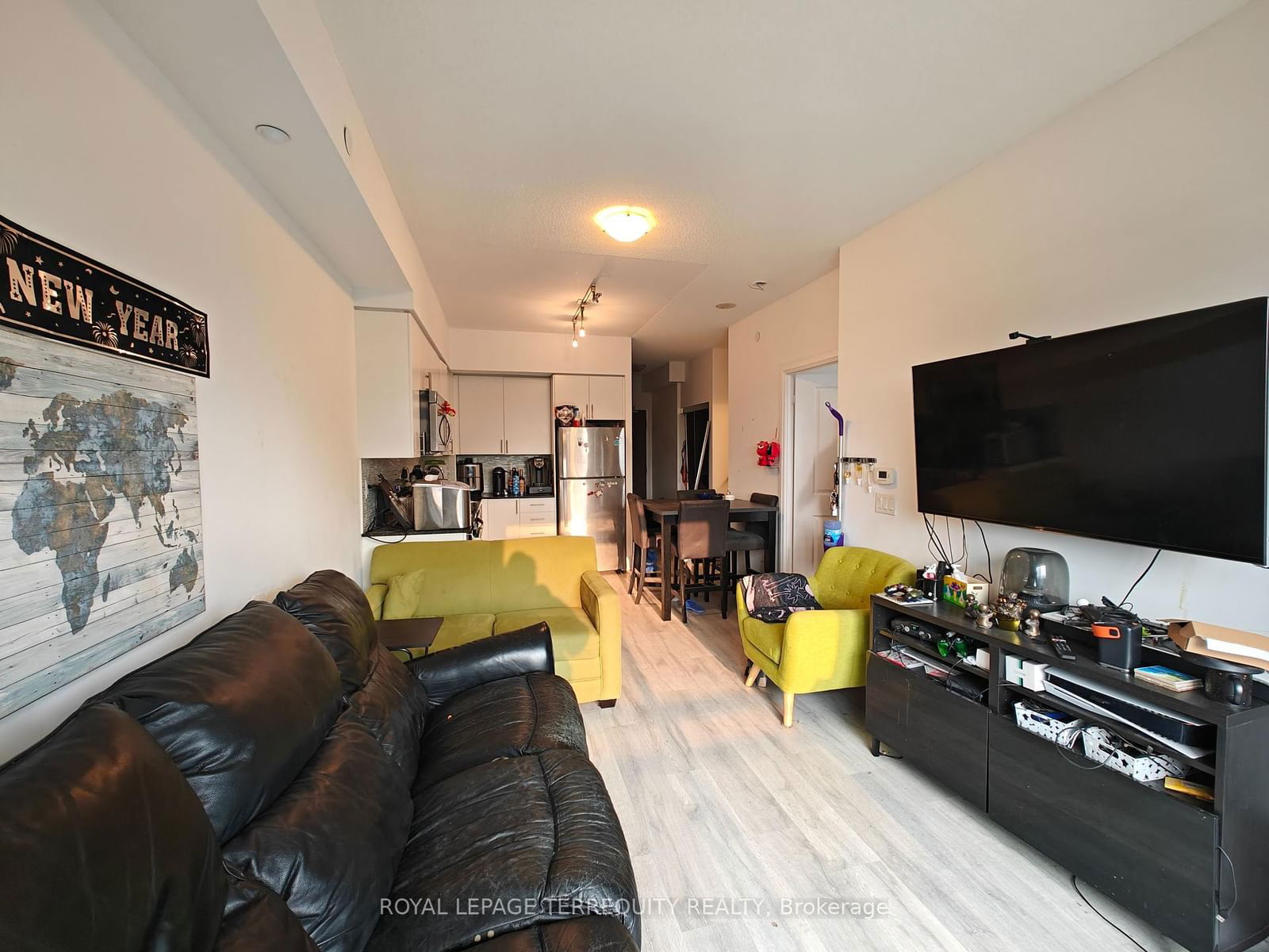 7900 Bathurst St, unit 525 for sale - image #2