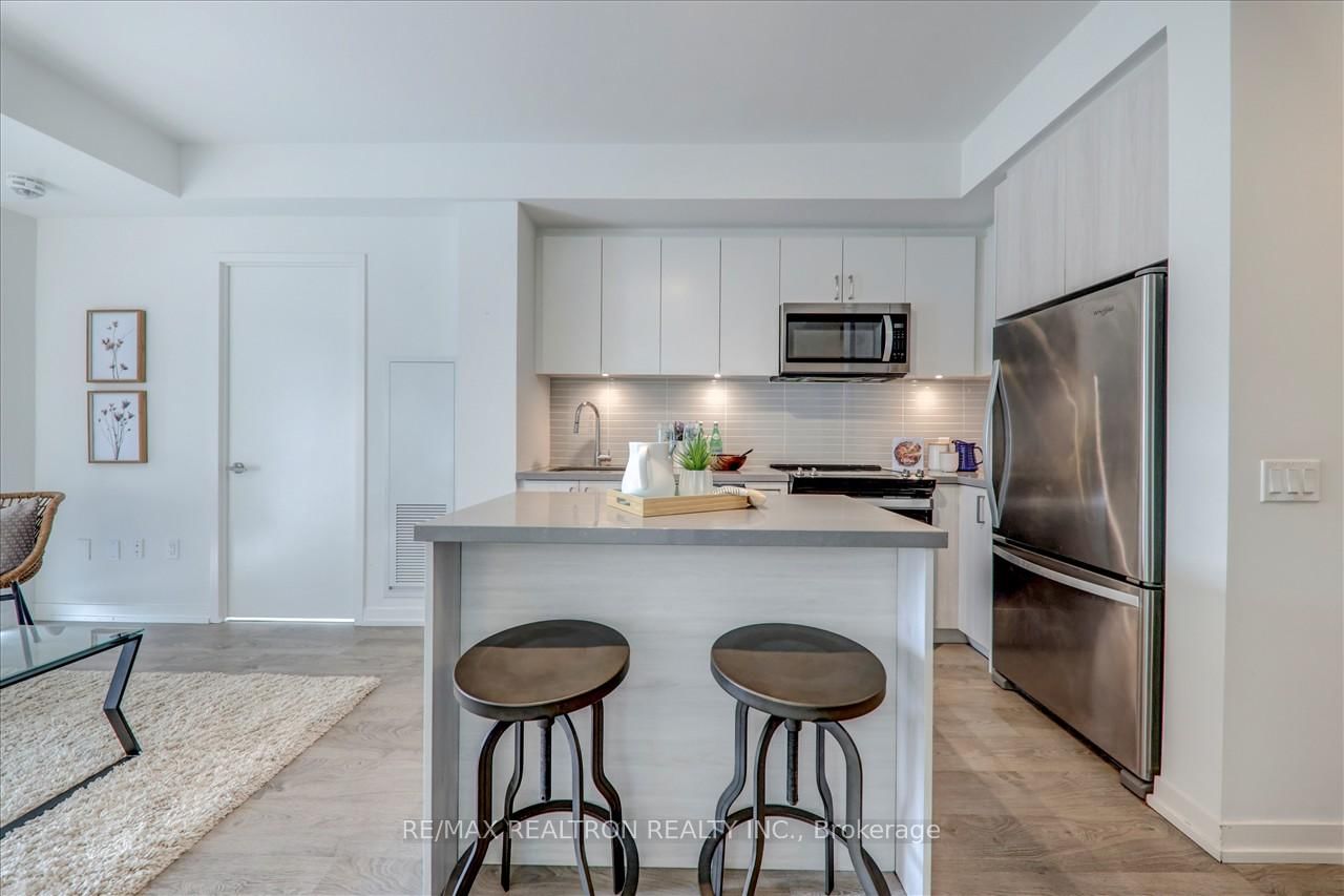 8868 Yonge St, unit 1505E for sale - image #15