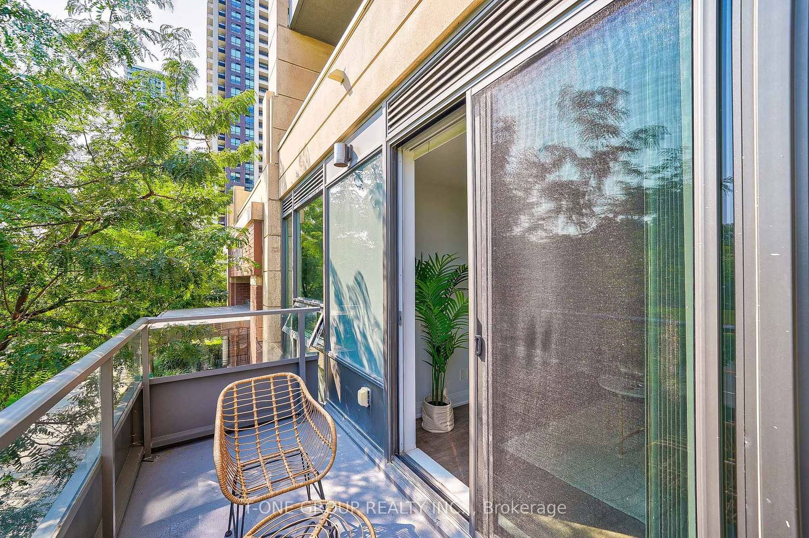 18 Uptown Dr, unit 227 for sale - image #32