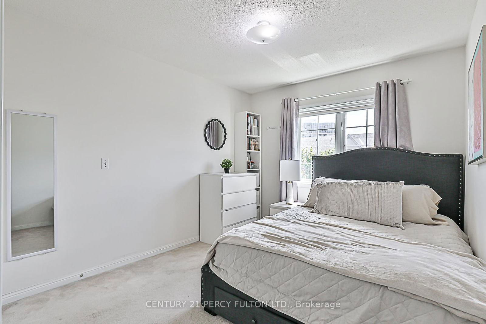 12 Cox Blvd, unit 1 for sale