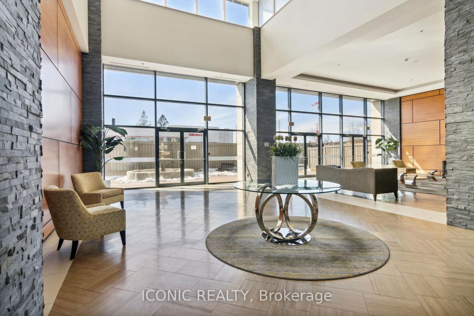 12 Woodstream Blvd, unit 518 for sale - image #5