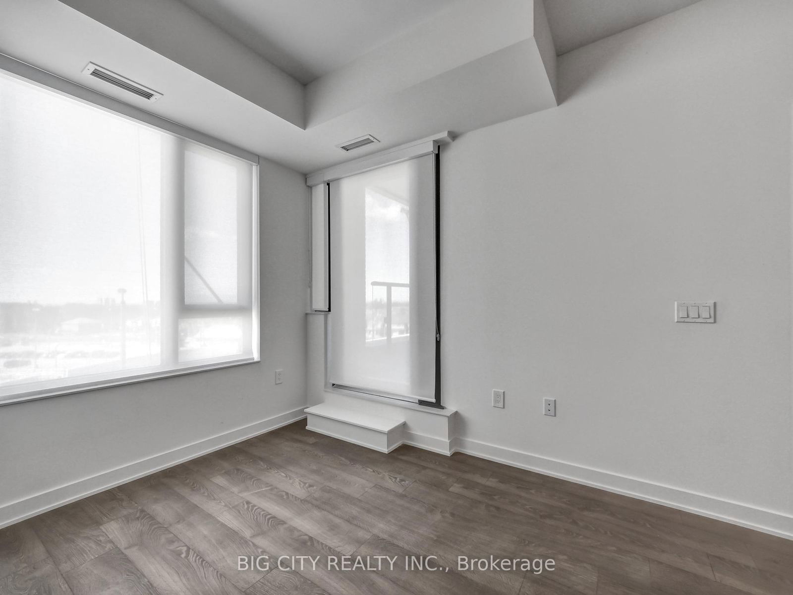 120 Eagle Rock Way, unit 211 for sale - image #27