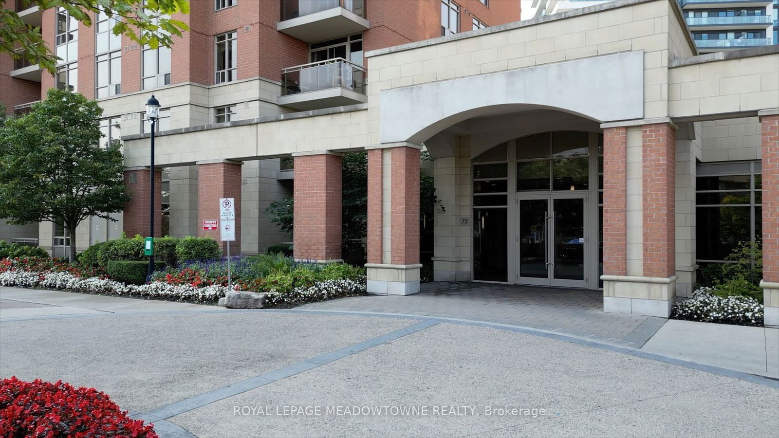 The Gates of Bayview Glen III Condos, Richmond Hill, Toronto