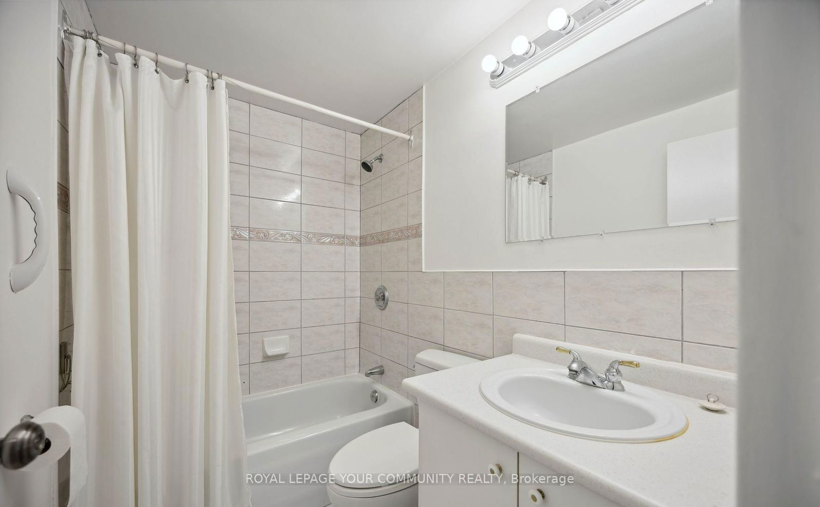 21 Elizabeth St S, unit 403 for rent - image #4