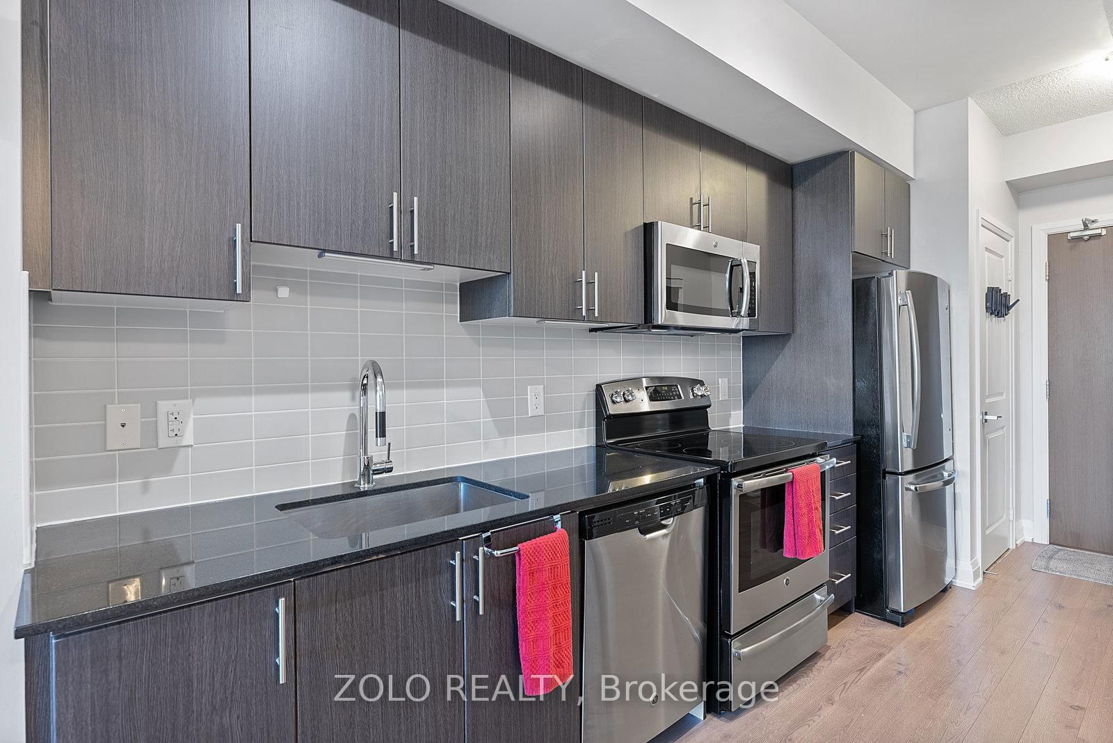 7171 Yonge St, unit 1603 for sale - image #11