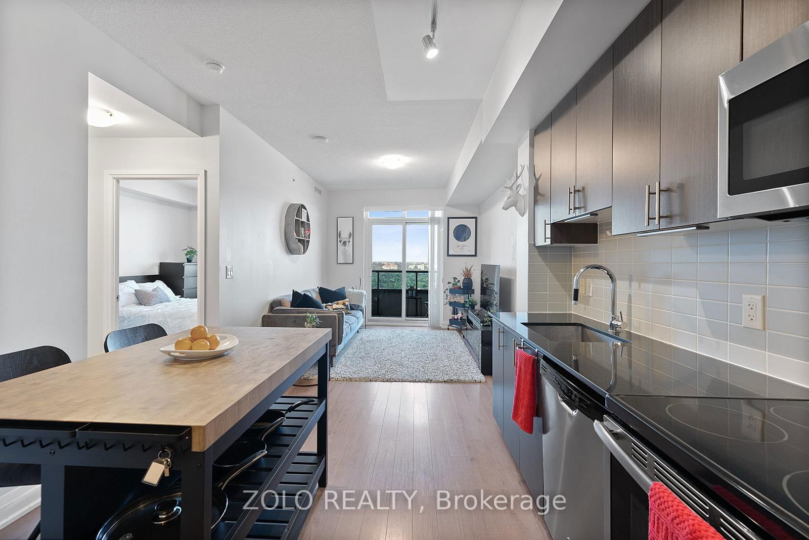 7171 Yonge St, unit 1603 for sale - image #8