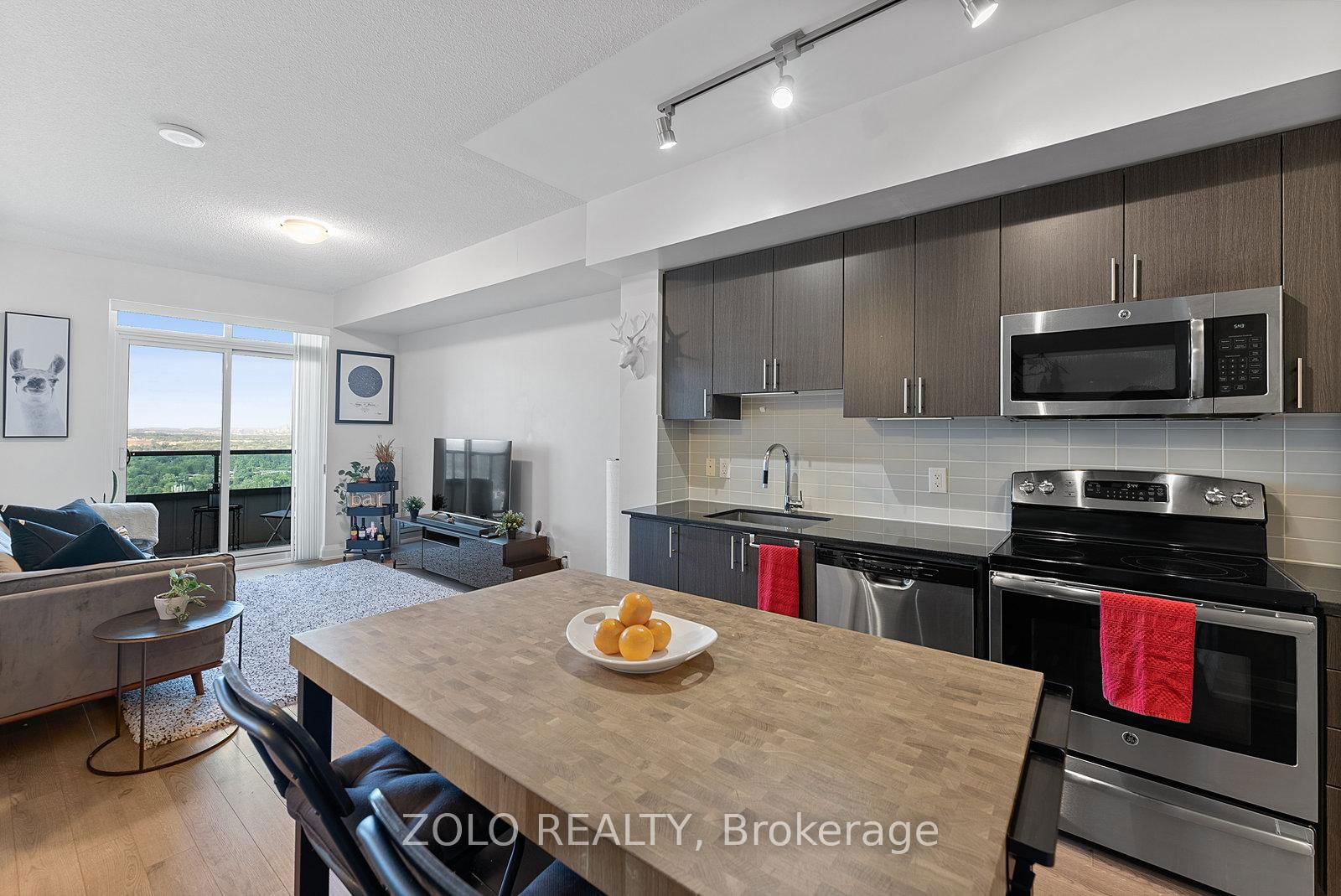 7171 Yonge St, unit 1603 for sale - image #9