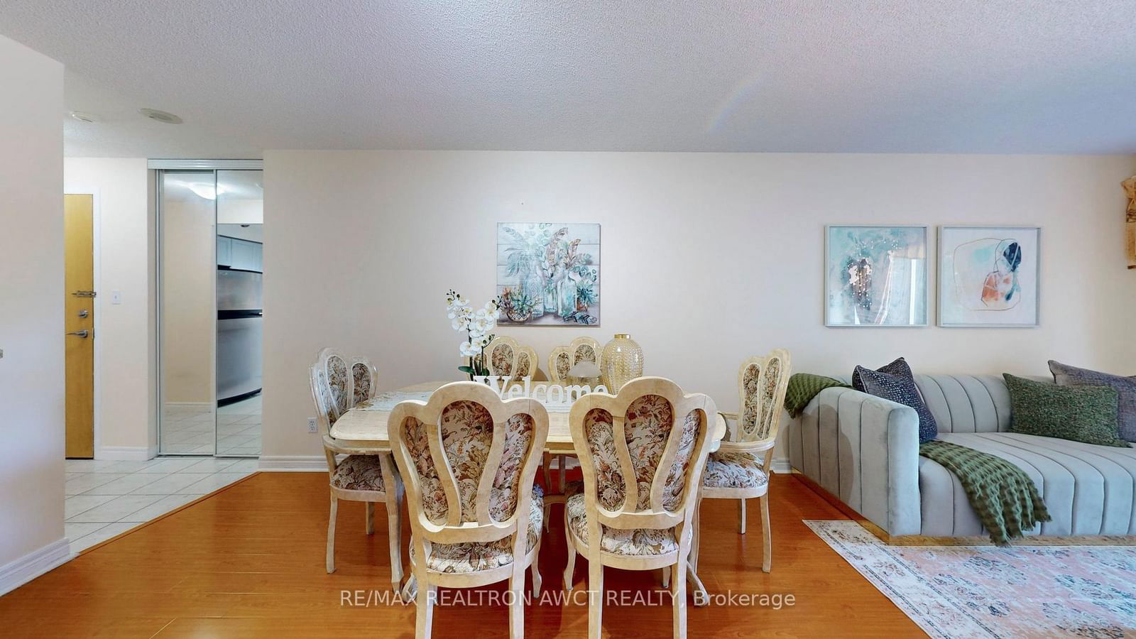 399 South Park Rd, unit 205 for sale - image #29