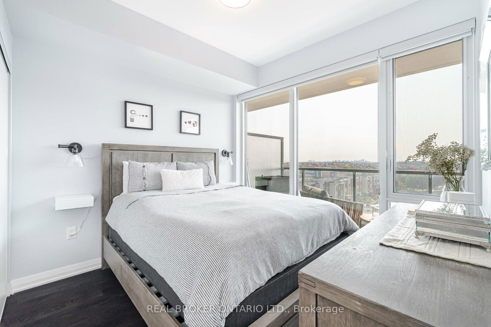 99 Eagle Rock Way, unit 611 for sale - image #17