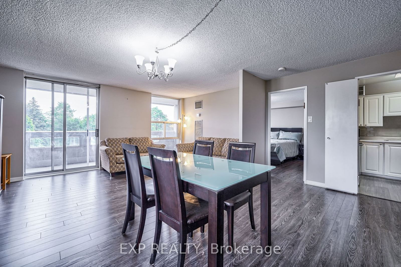 60 Inverlochy Blvd, unit 401 for sale - image #10