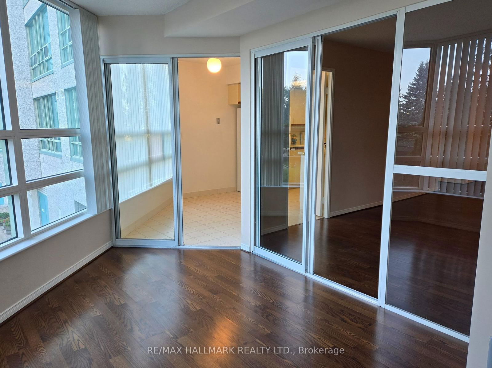 7825 Bayview Ave, unit 224 for rent - image #7