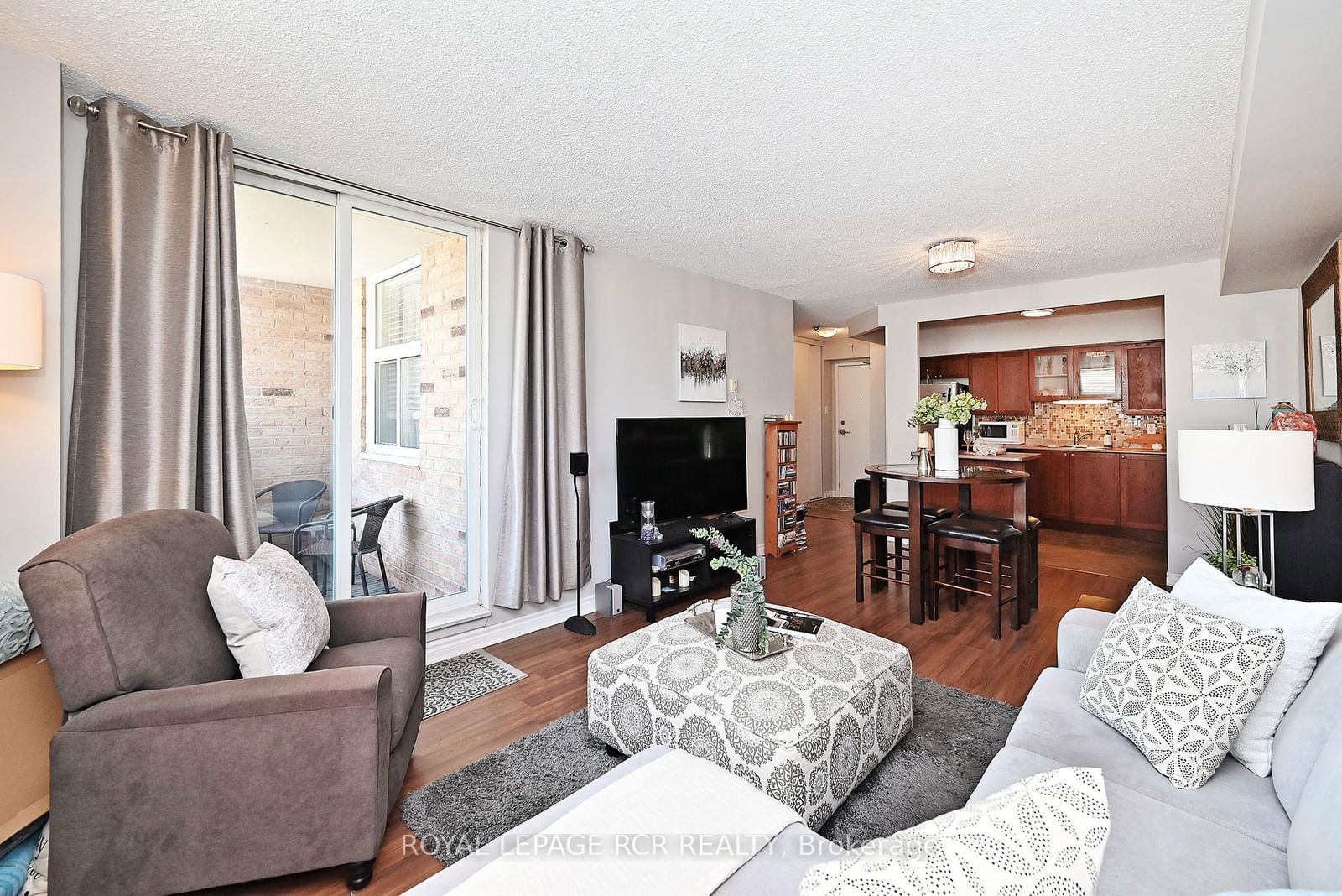 260 Davis Dr, unit 1013 for sale - image #1