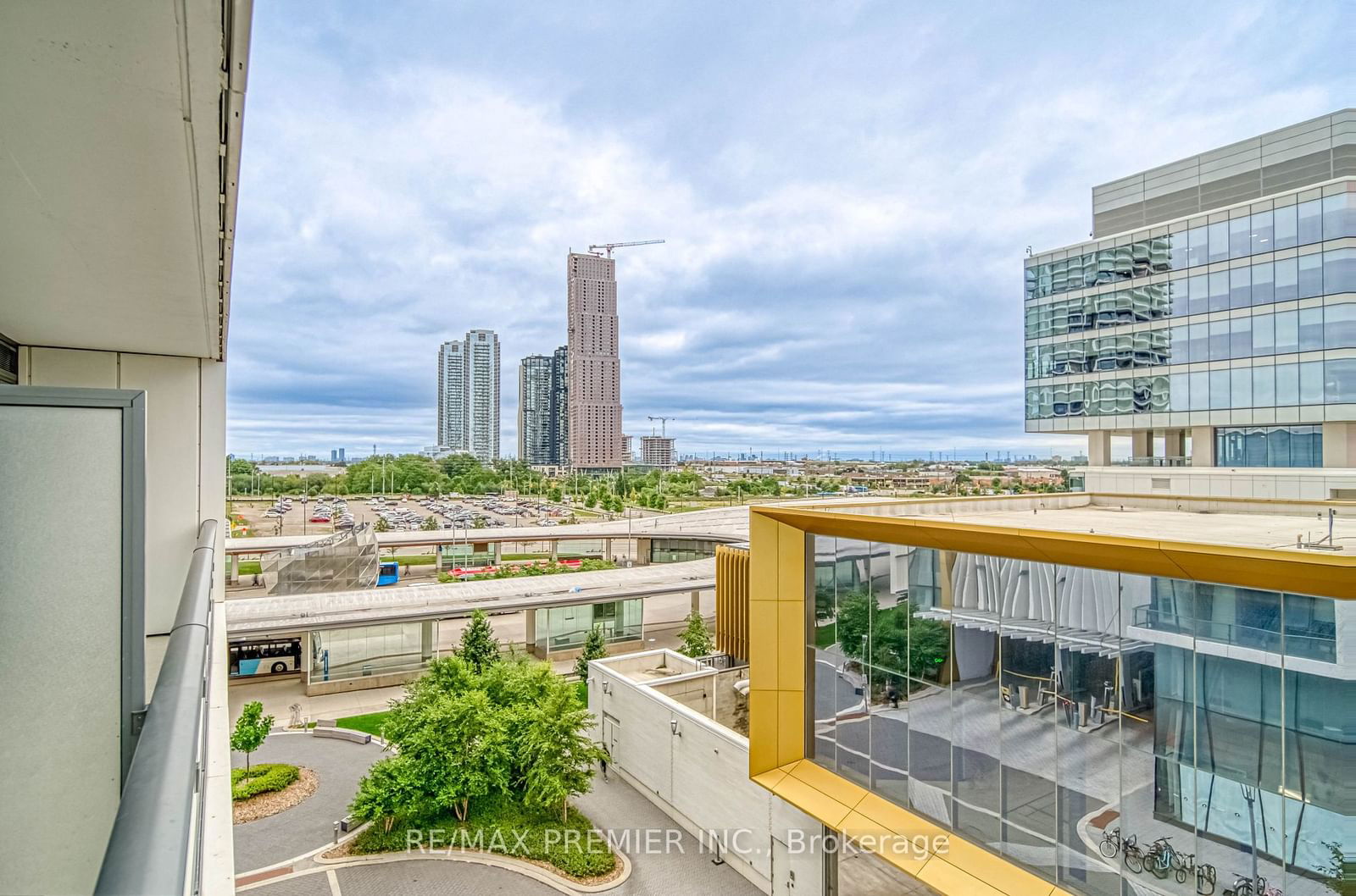 5 Buttermill Ave, unit 503 for sale - image #34