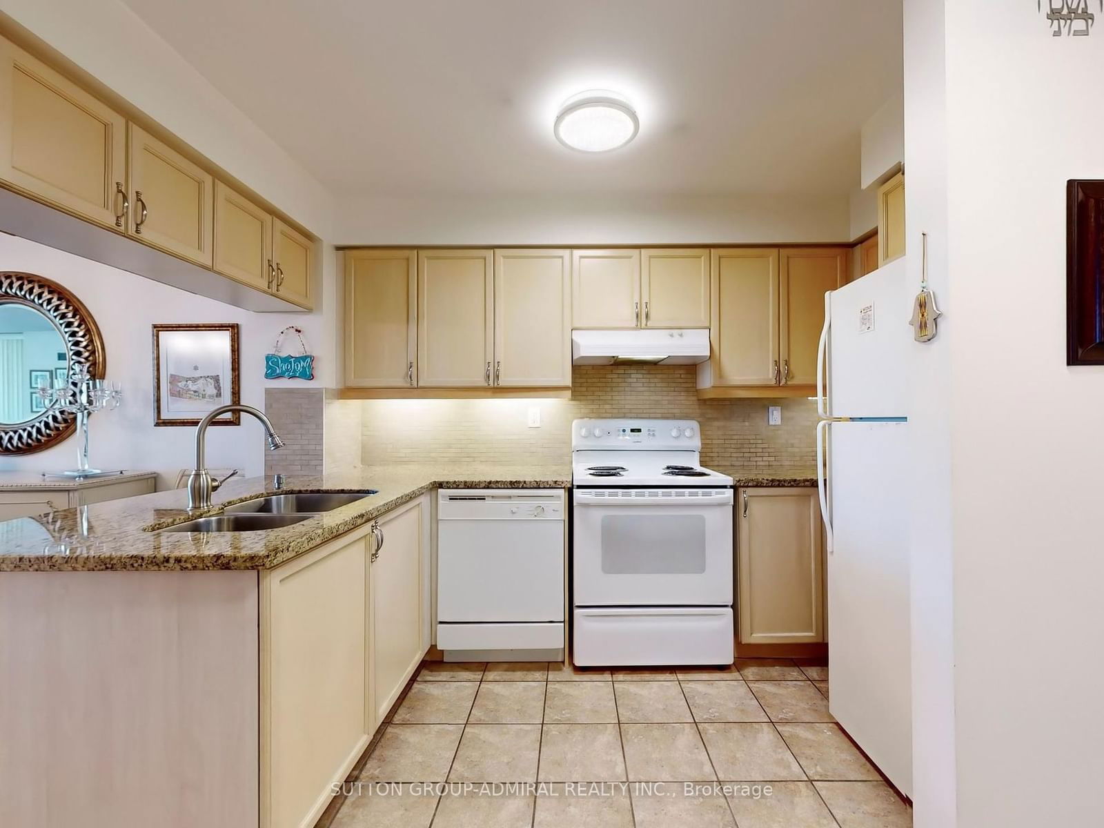 745 New Westminister Dr, unit 411 for sale - image #15