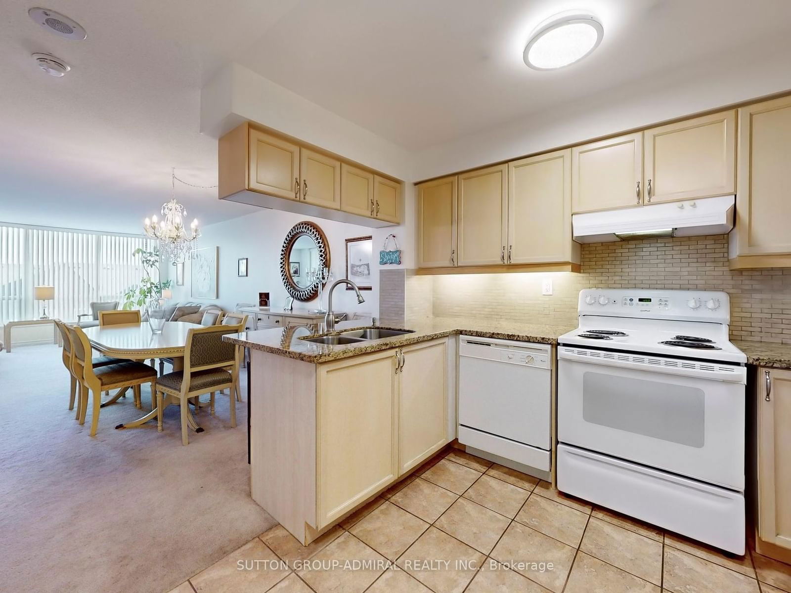 745 New Westminister Dr, unit 411 for sale - image #16