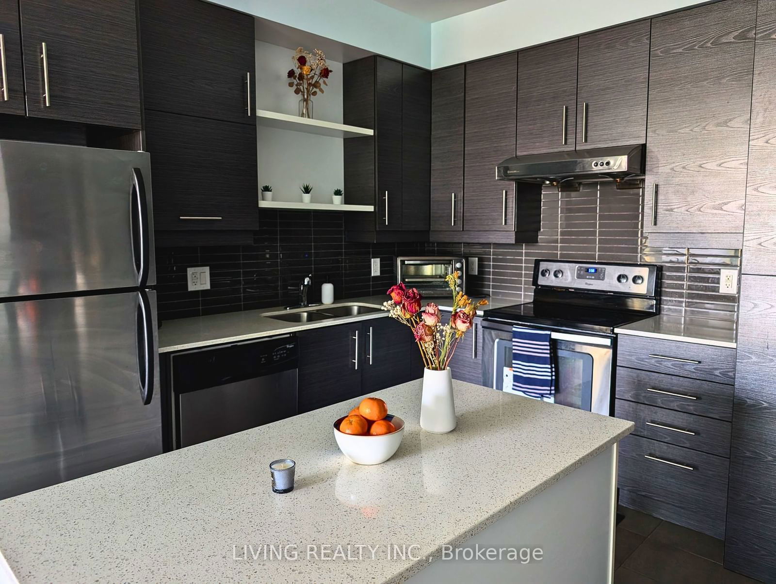 325 South Park Rd, unit 312 for sale - image #6