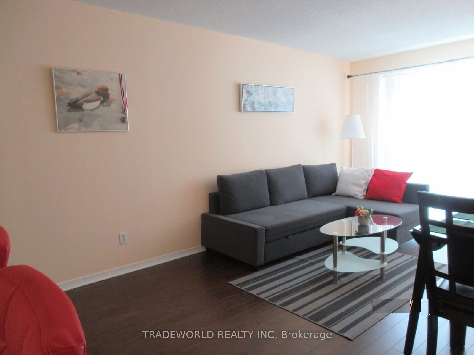 3 Ellesmere St, unit 612 for rent - image #6