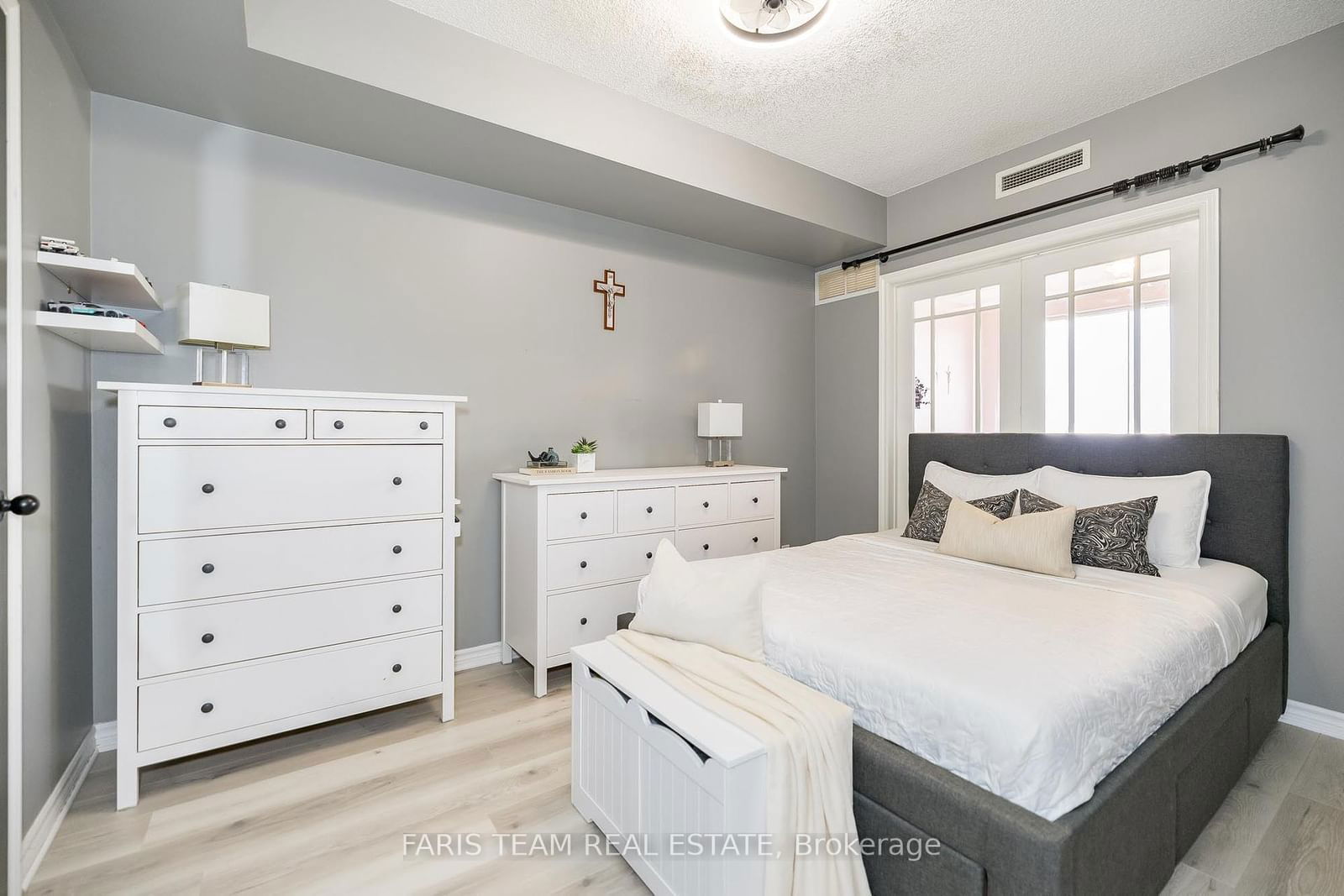 9235 Jane St, unit 701 for sale - image #17