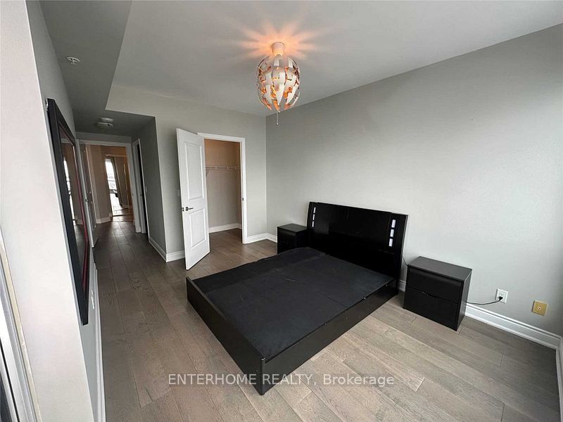 9090 Yonge St, unit 808B for rent - image #10