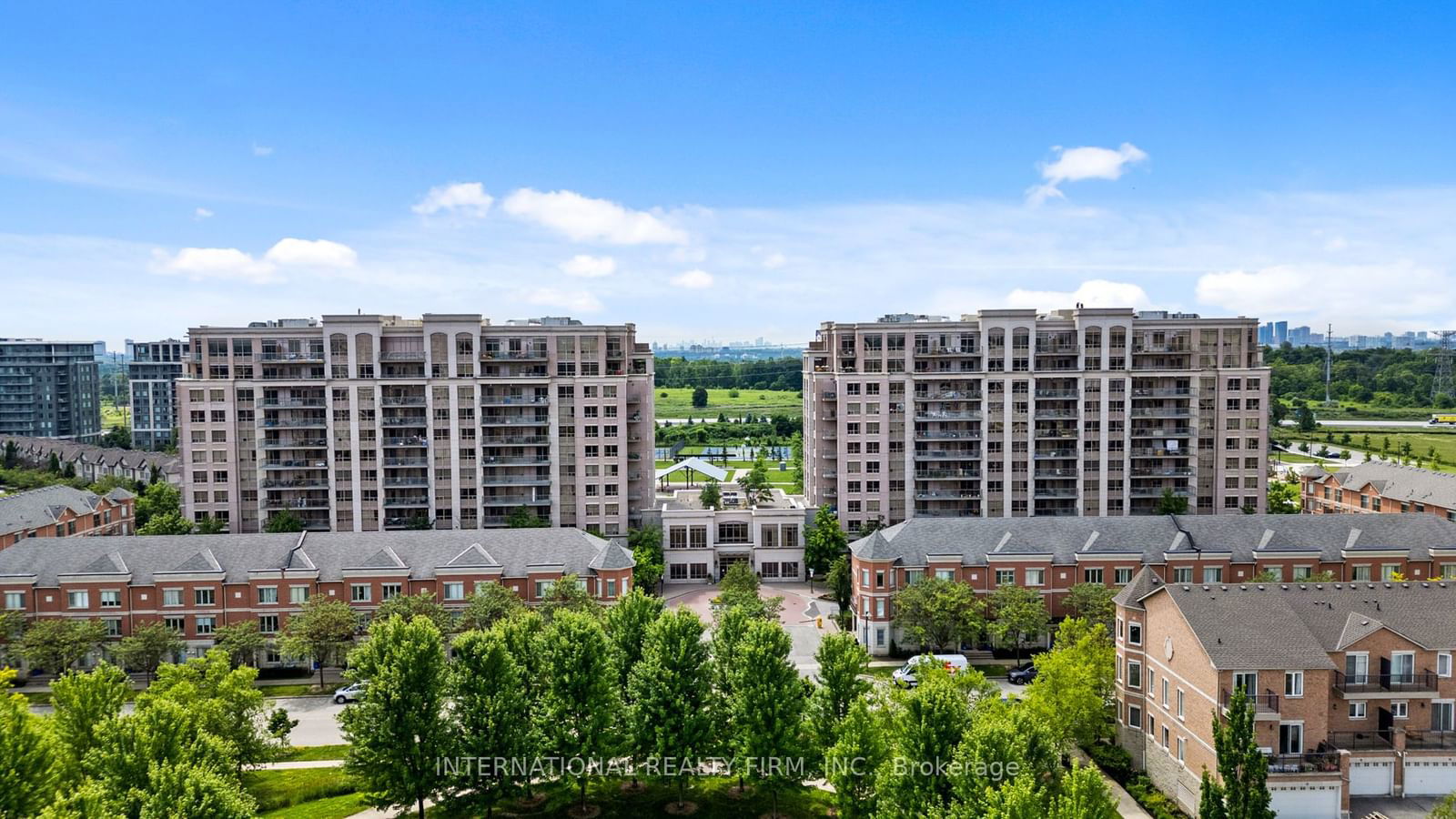 39 Galleria Pkwy N, unit 205 for sale