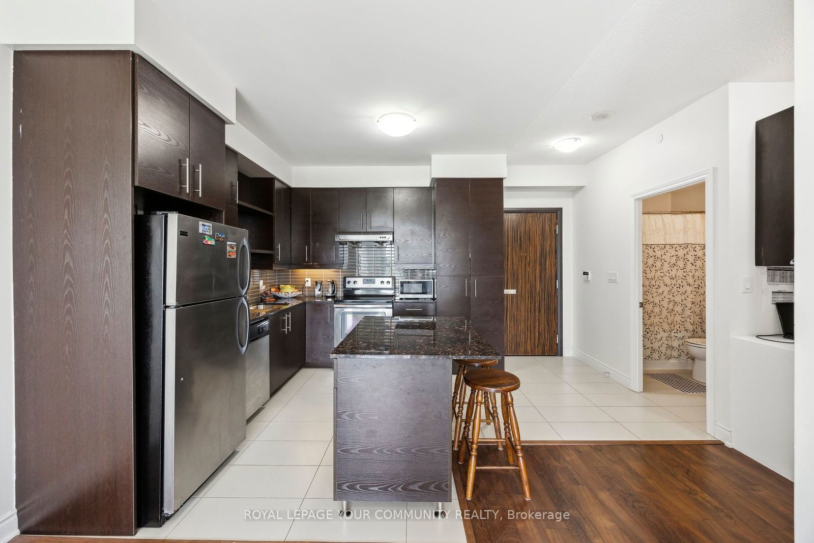 325 South Park Rd, unit 708 for sale - image #10