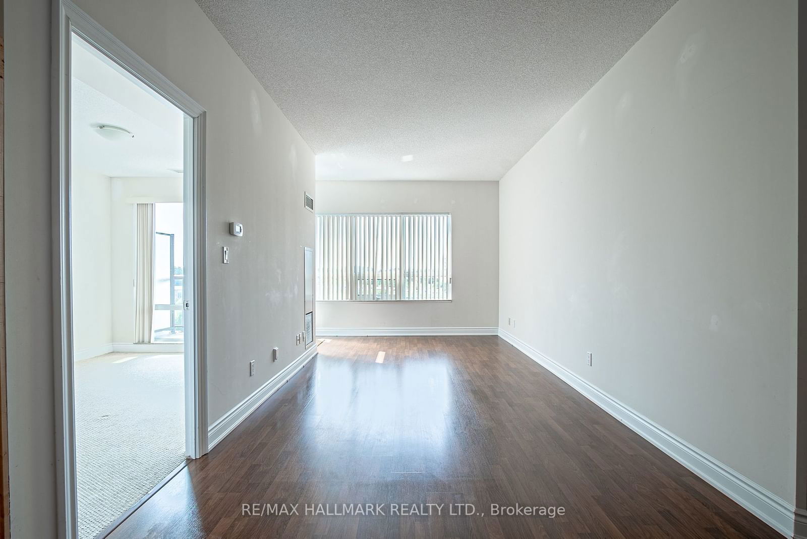 60 South Town Ctre, unit 720 for rent - image #5