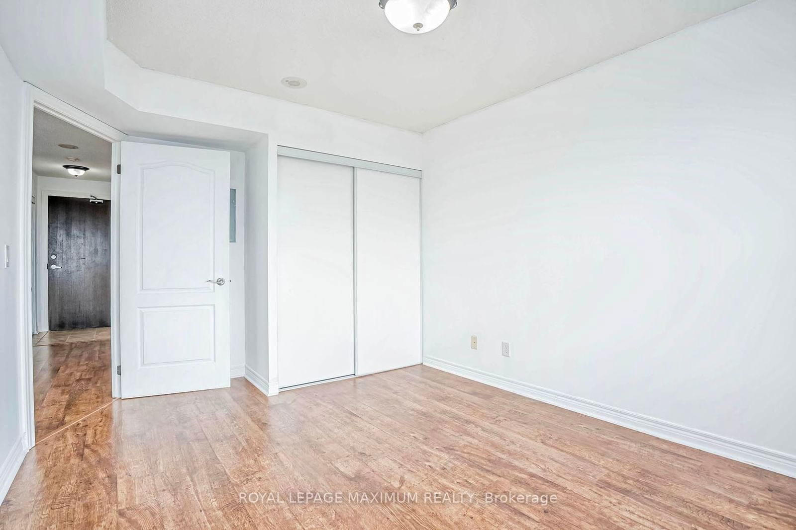 15 North Park Rd, unit 1203 for sale - image #24