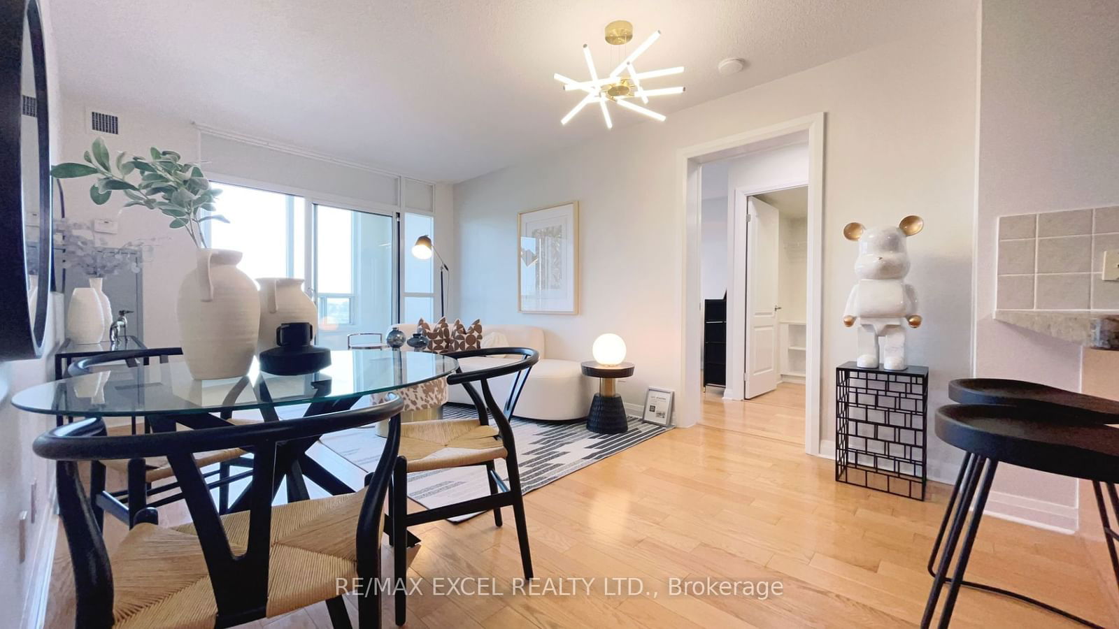 7373 Kennedy Rd, unit 615 for sale - image #14