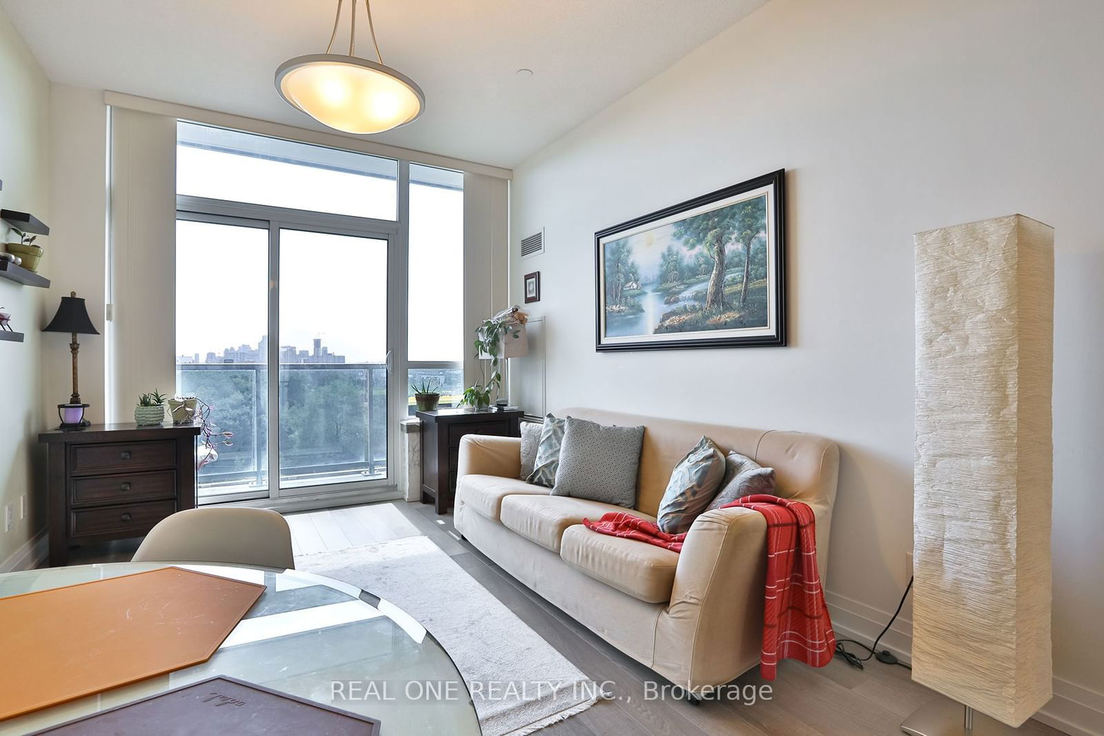 7167 Yonge St S, unit 819 for sale - image #16