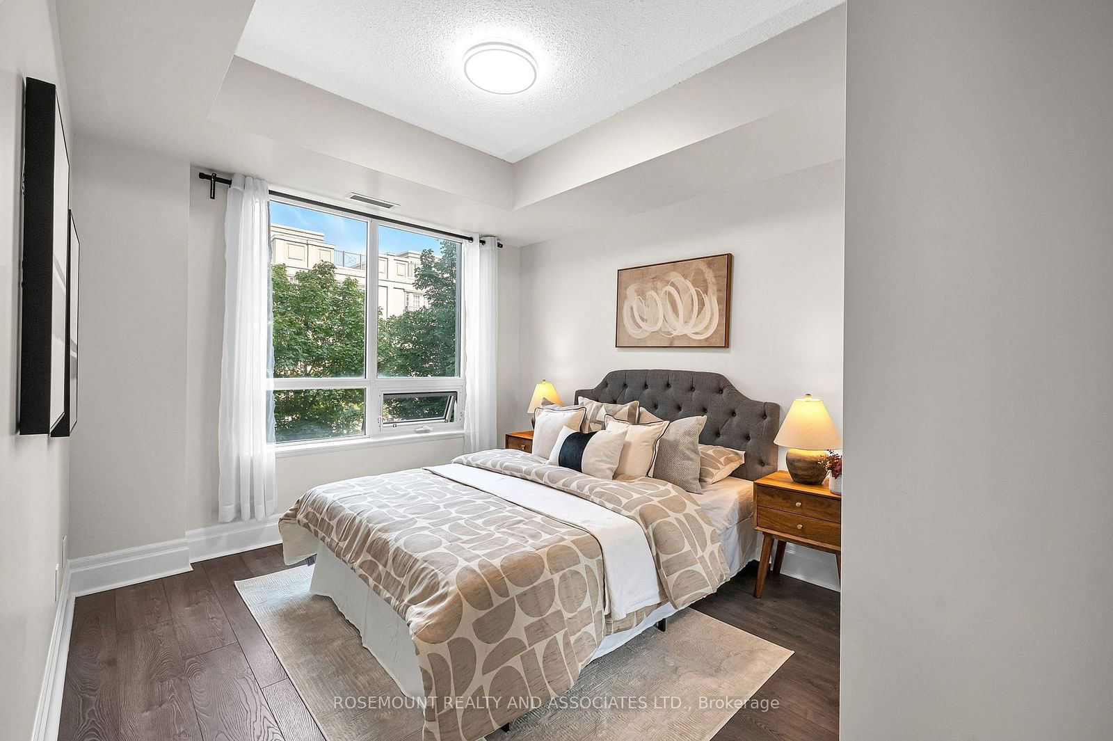 39 Upper Duke Cres, unit 223 for sale - image #19