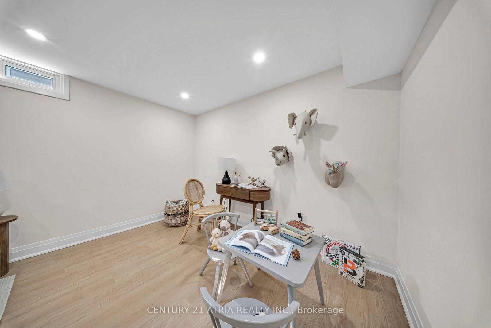 1 Wootten Way S, unit 33 for sale - image #24