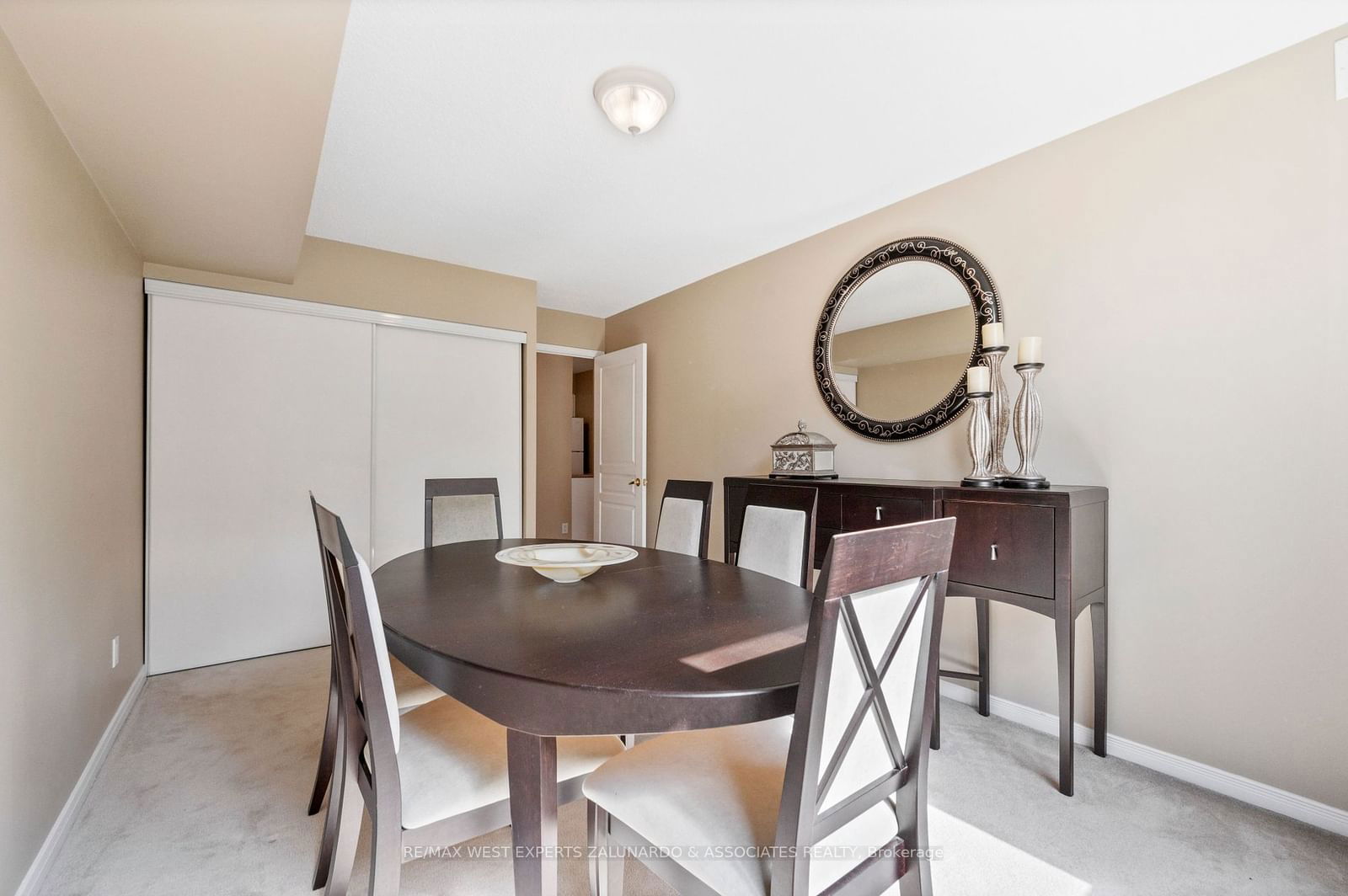 19 Northern Heights Dr, unit 208 for sale - image #19