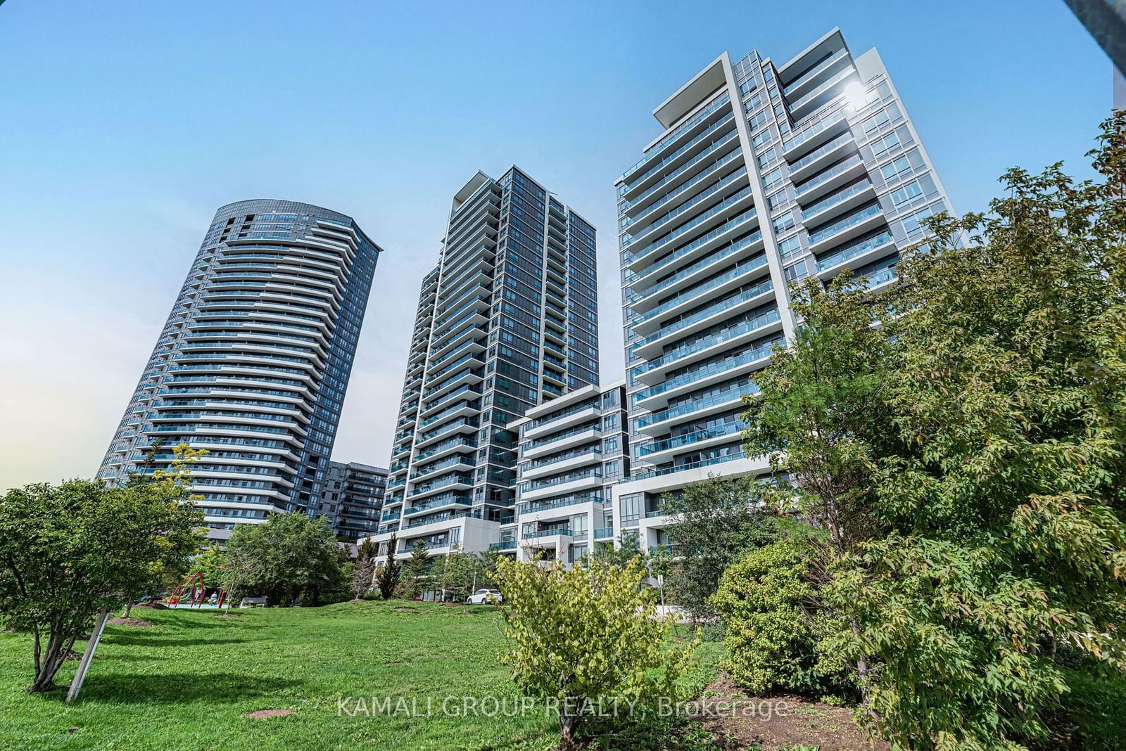 7165 Yonge St, unit 211 for sale - image #6