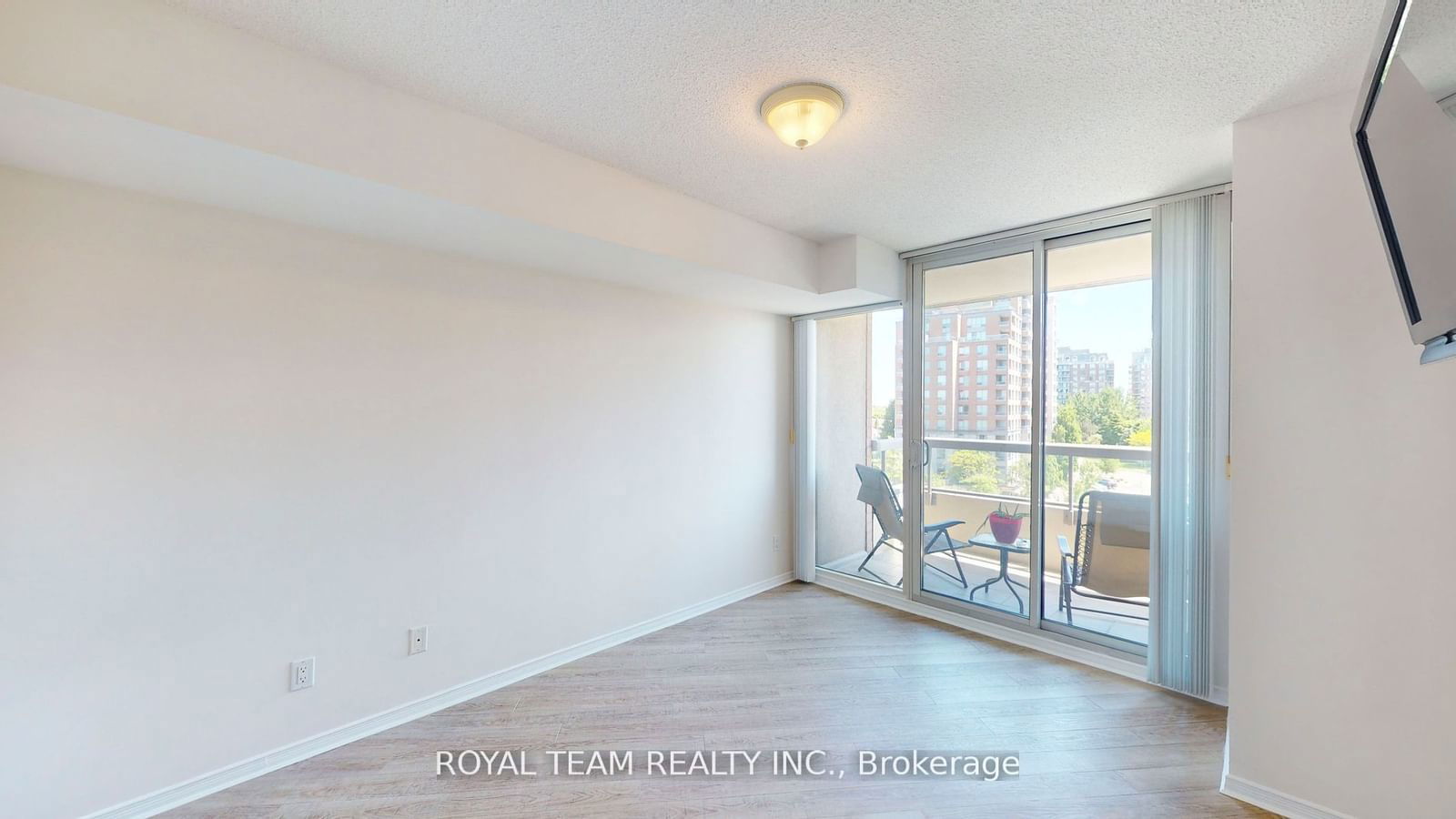 9 Northern Heights Dr, unit 516 for sale - image #16