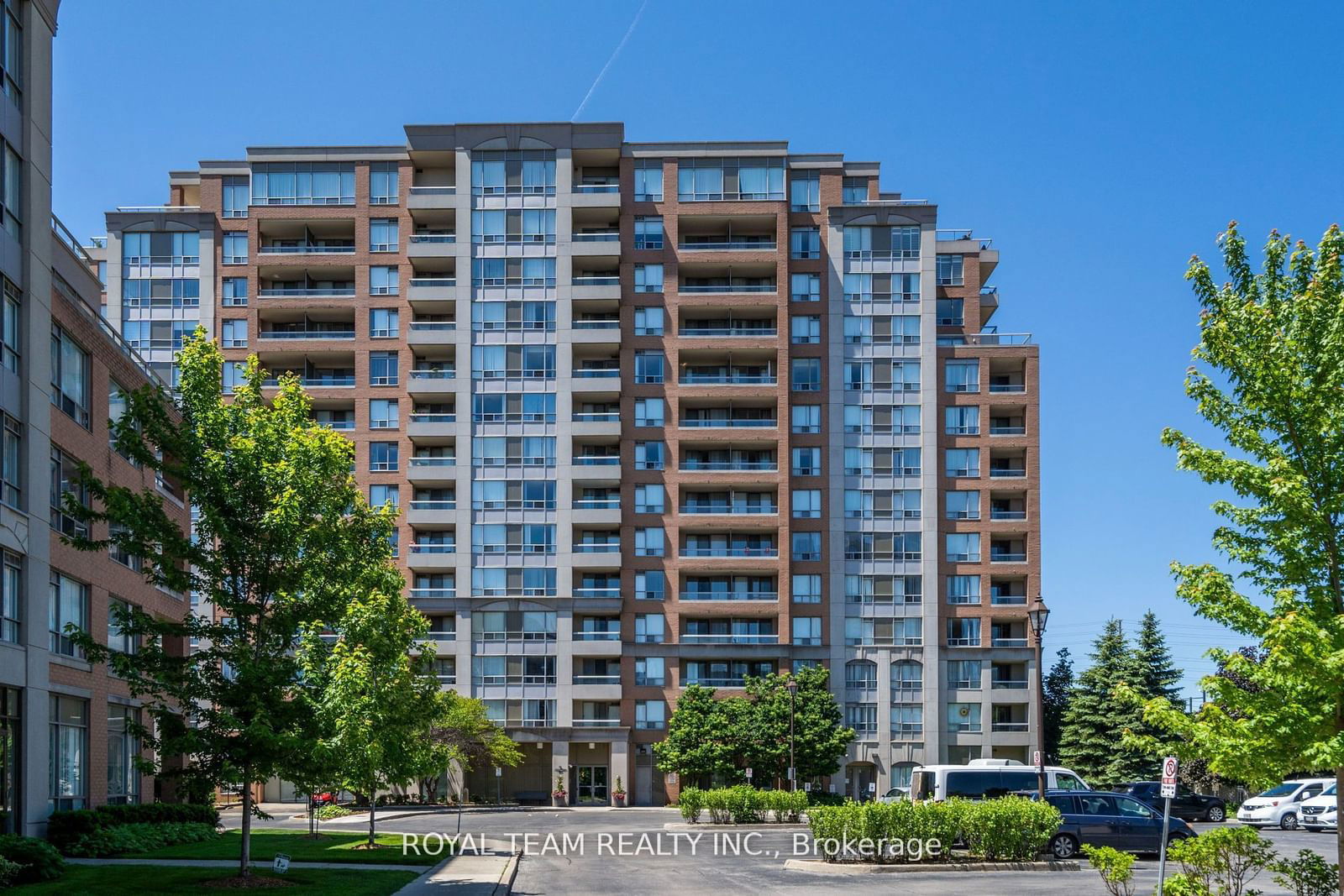 9 Northern Heights Dr, unit 516 for sale