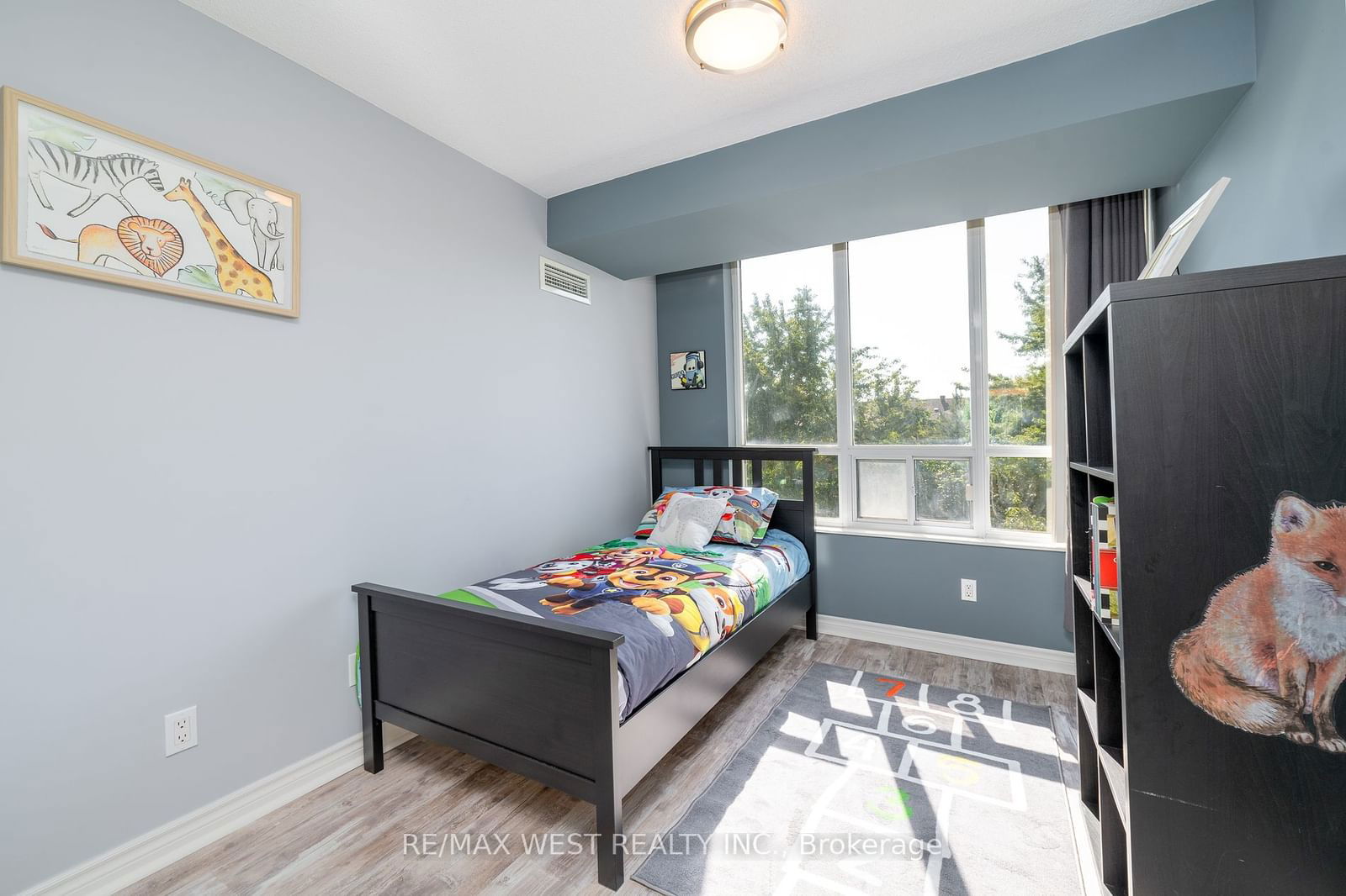 310 Red Maple Rd, unit 203 for sale - image #18