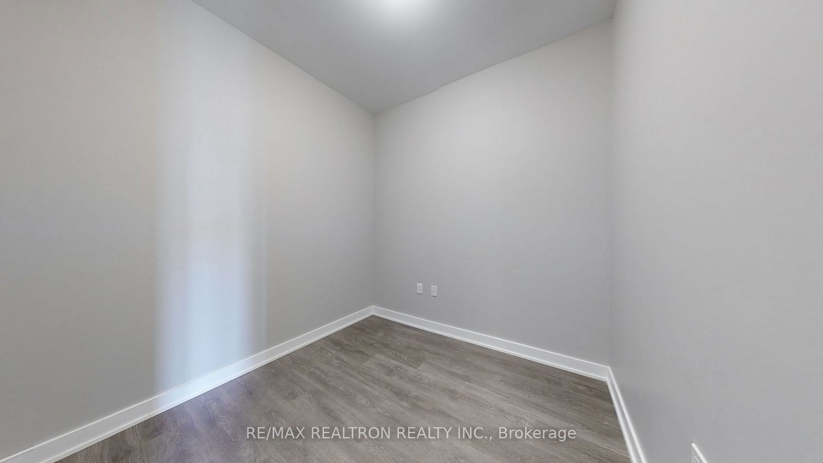 75 Oneida Cres, unit 1710 for sale - image #15