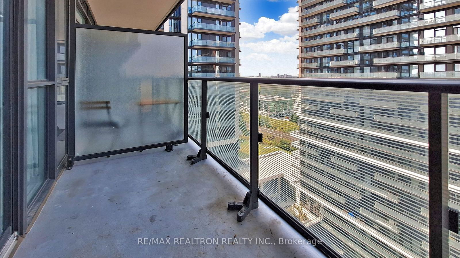 75 Oneida Cres, unit 1710 for sale - image #21