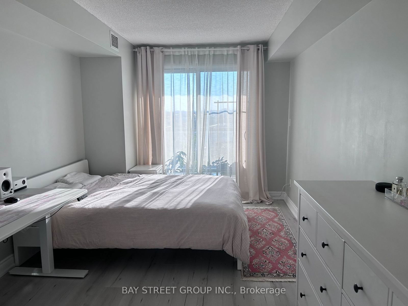 60 South Town Centre Blvd, unit 903 for rent - image #2