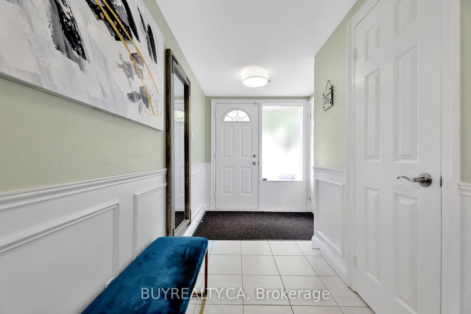 104 Poplar Cres for sale  - image #3