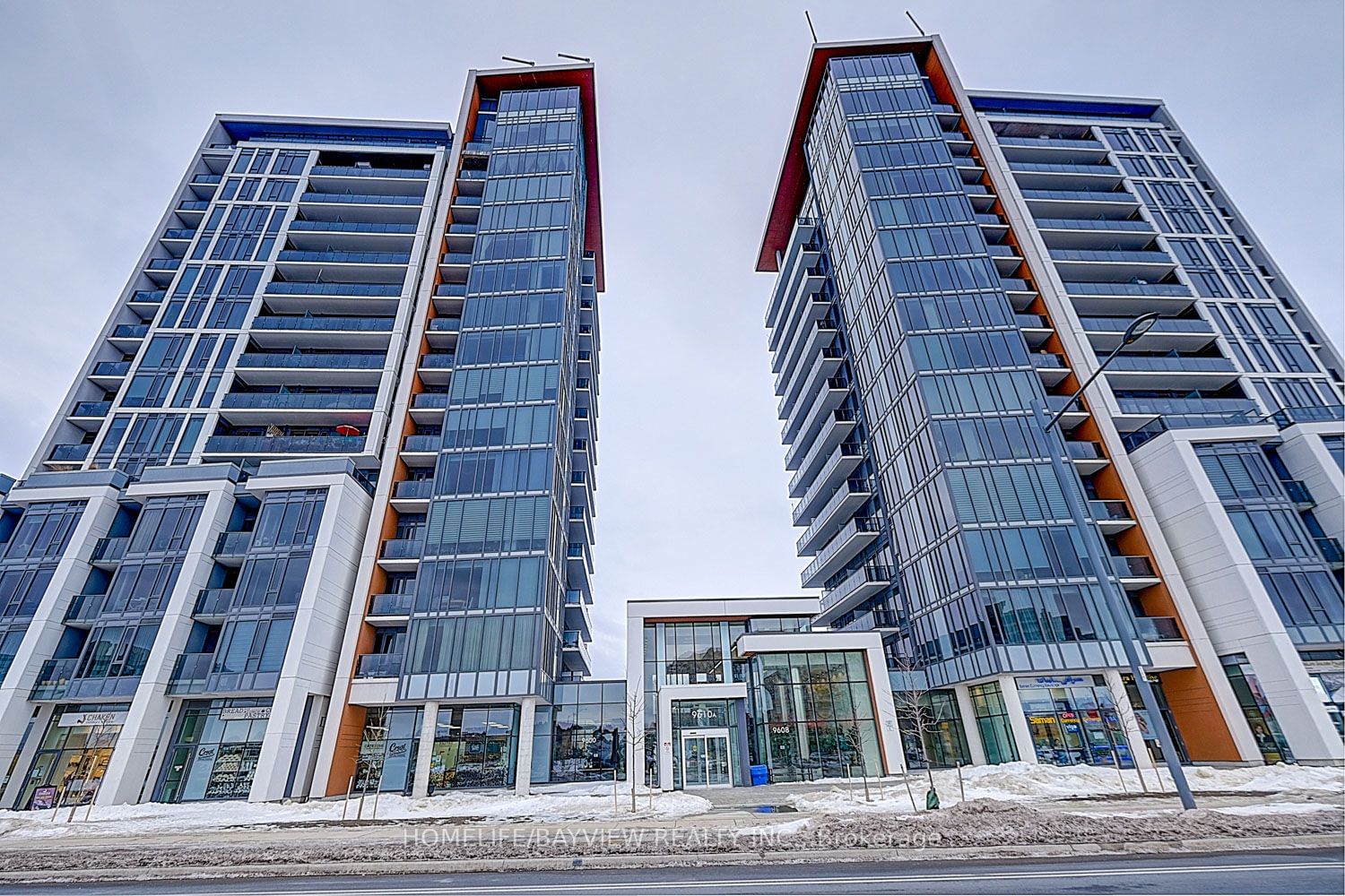 9618 Yonge St, unit 809 for rent - image #1