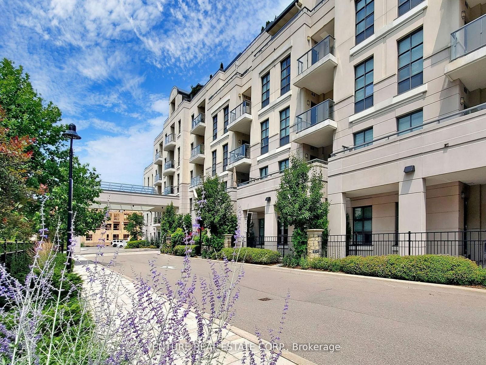 9909 Pine Valley Dr, unit 205 for sale - image #2