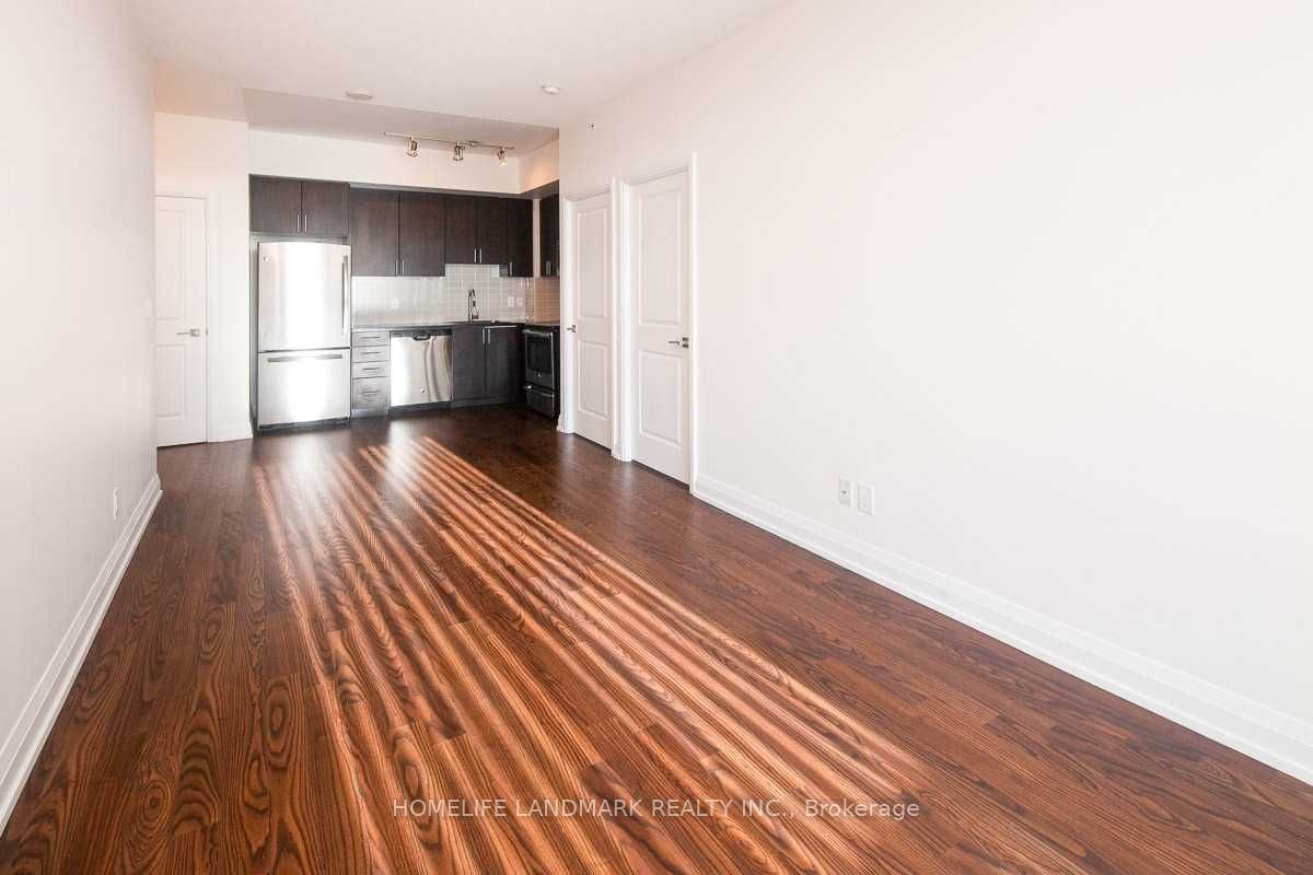 7171 Yonge St, unit 1215 for sale - image #6