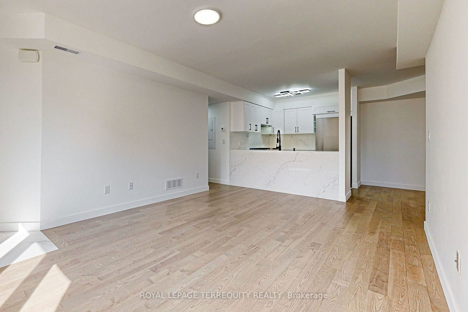 75 Weldrick Rd, unit 104 for sale - image #6