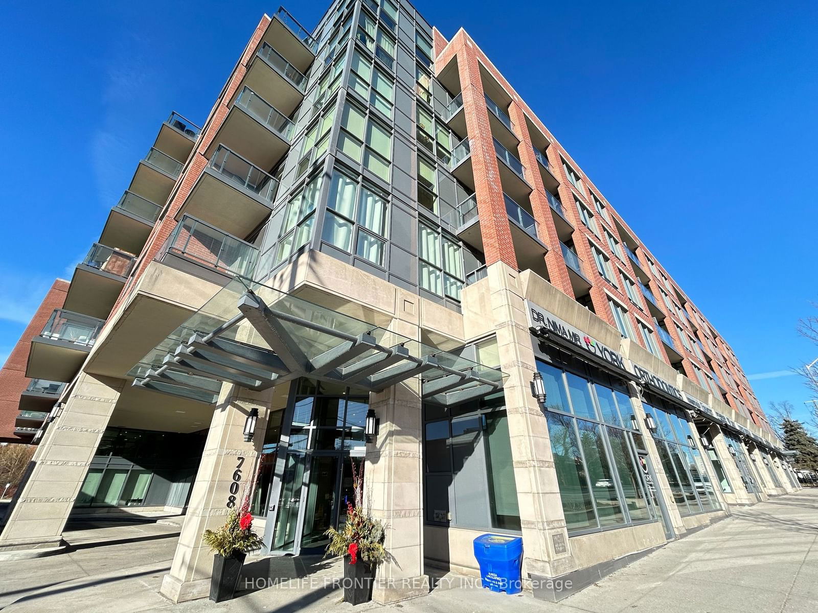 7608 Yonge St, unit 434 for rent - image #1