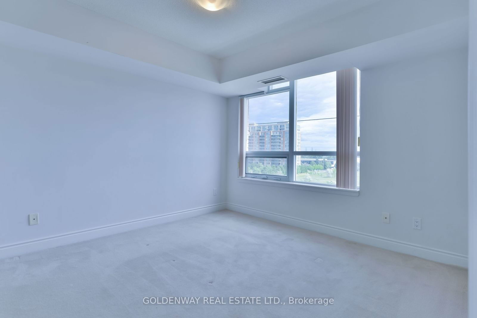 23 Cox Blvd, unit 572 for sale - image #6